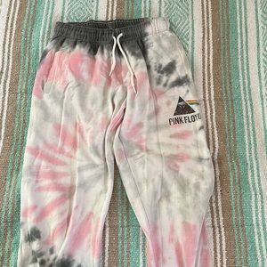 TIE DYE SWEATS